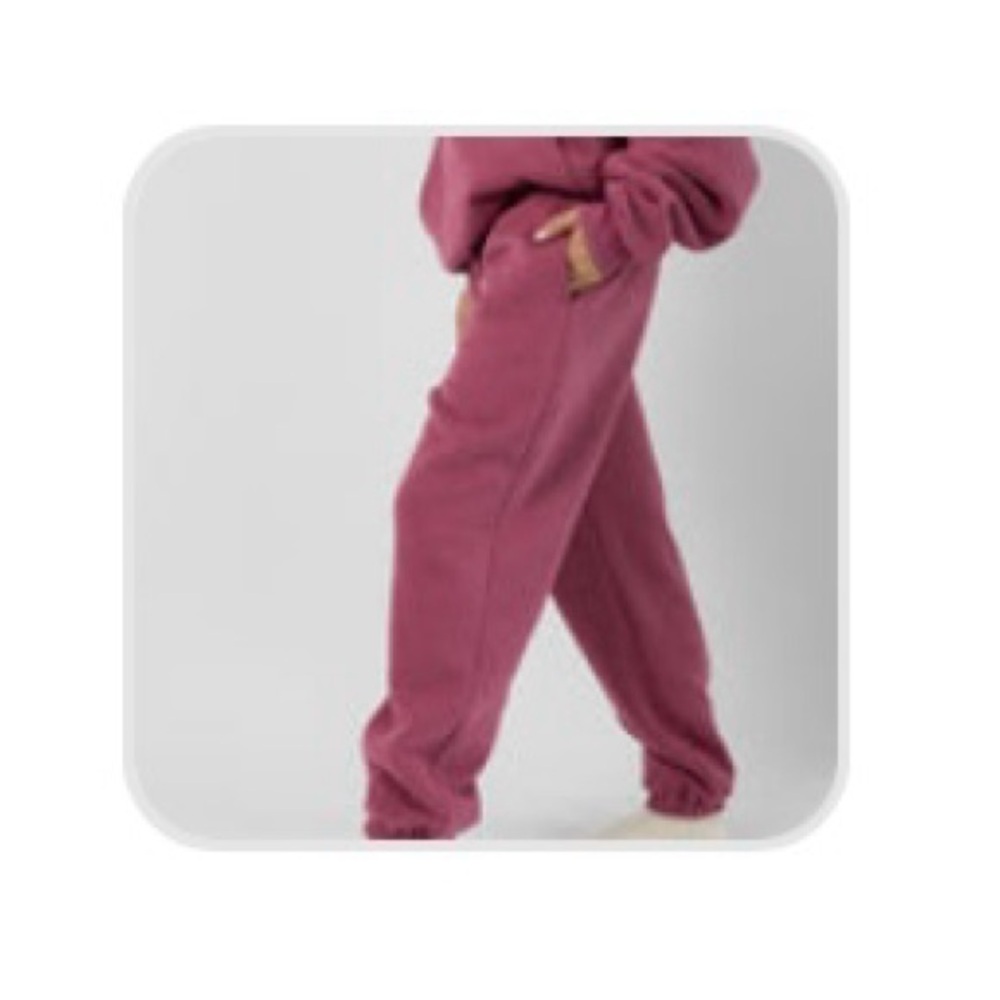 Comfrt Minimalist Sweatpants